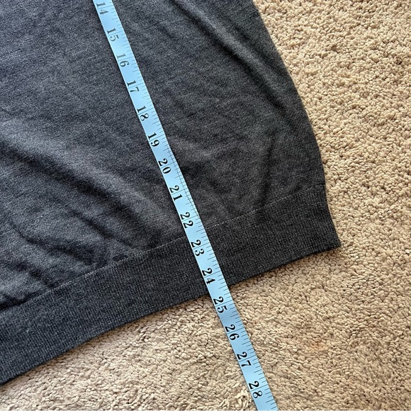 GAP merino wool crew neck sweater - Picture 7 of 8